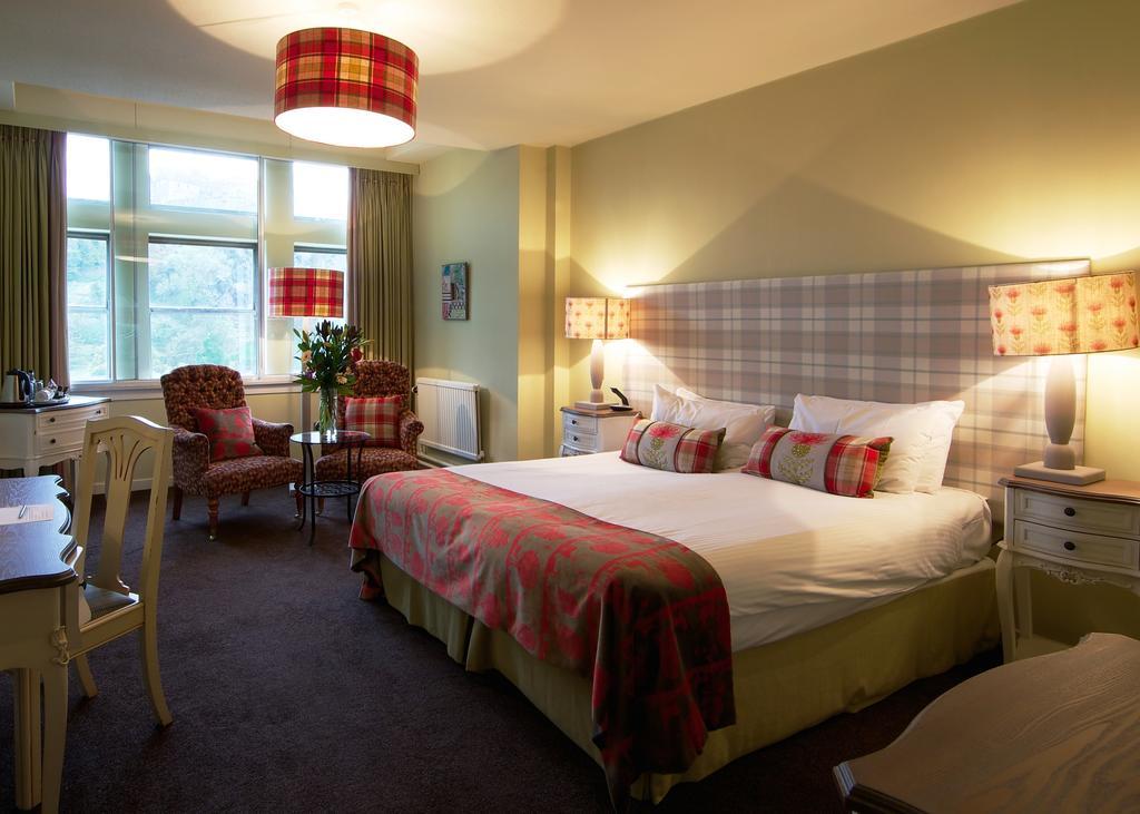 Royal Overseas League Hotel Edinburgh Buitenkant foto